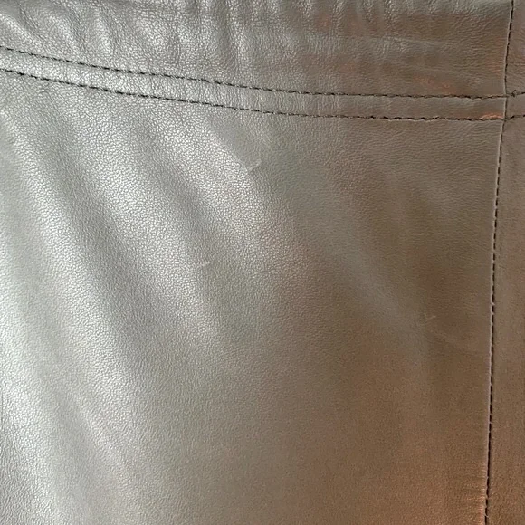 Guess by Marciano size 8 grey lamb leather leggings - Picture 4 of 14